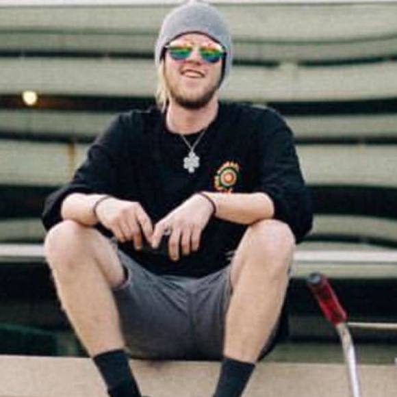 Meet your Posher, Aaron - Picture 1 of 1